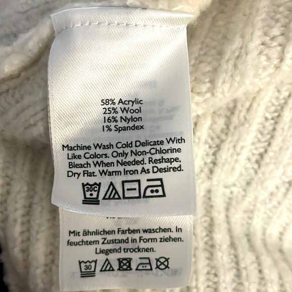 Eddie Bauer White Tunic Sweater - Picture 4 of 4